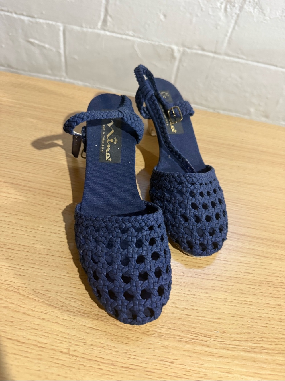 Vintage Nina Navy Braided Slingback Kitten Wedge womens 8